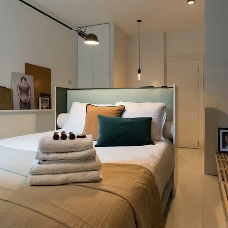Canal Centre Apartment *